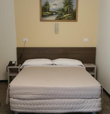 Hotel Tommaseo Генуя Екстер'єр фото