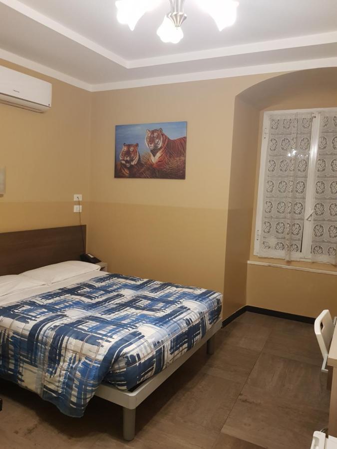 Hotel Tommaseo Генуя Екстер'єр фото