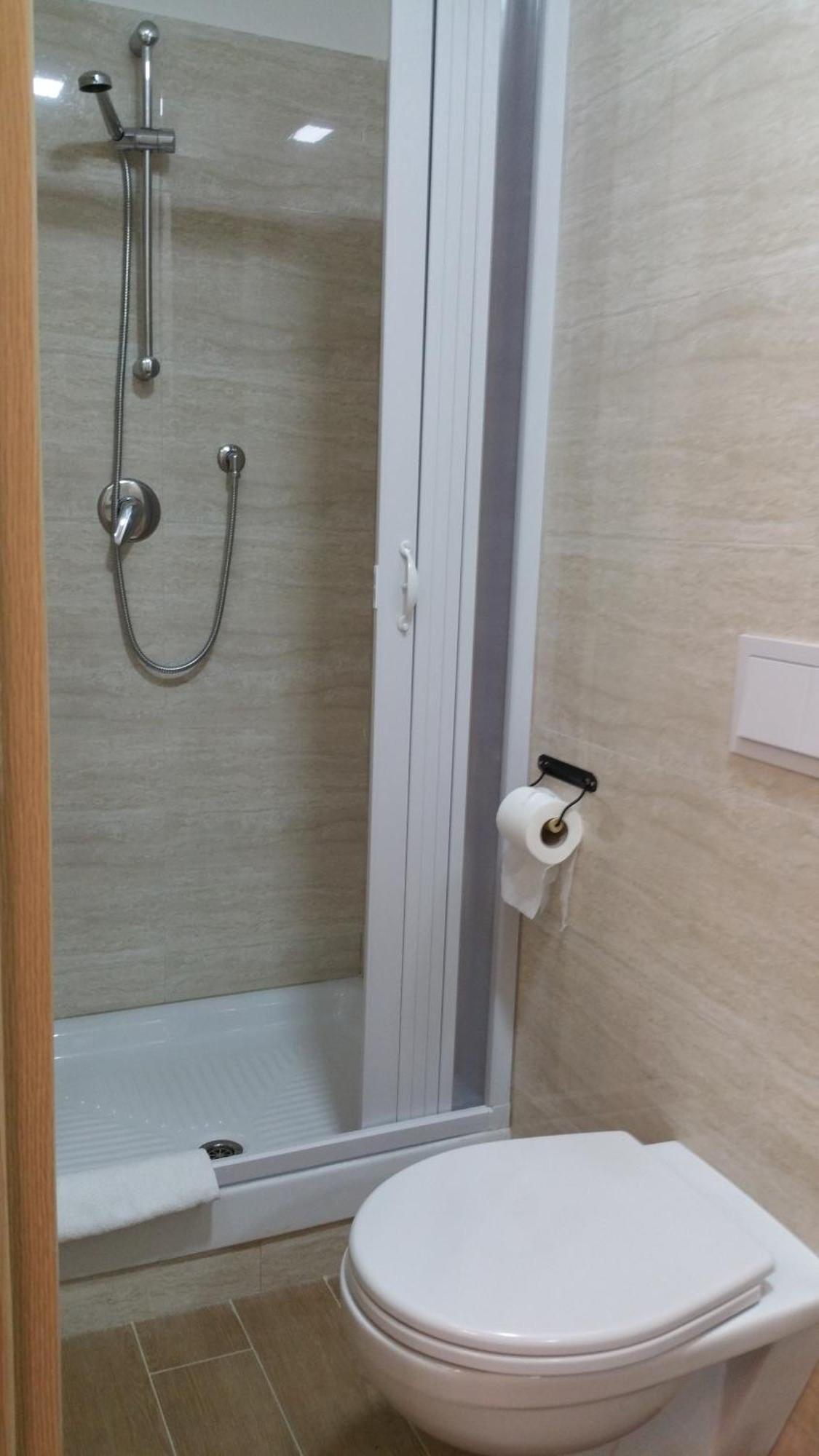 Hotel Tommaseo Генуя Екстер'єр фото