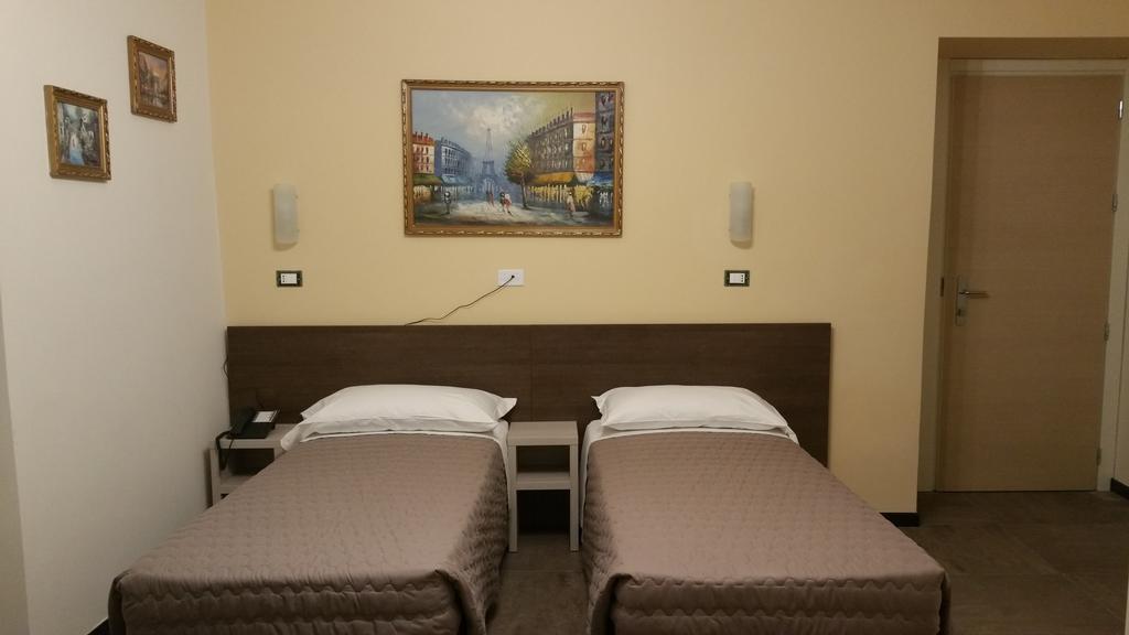 Hotel Tommaseo Генуя Екстер'єр фото